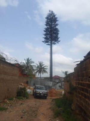 Camouflaged Tower Telecom Bionic umelá veža